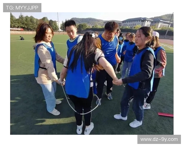 体验无障碍运动魅力探索蒙眼足球玩法与团队协作乐趣